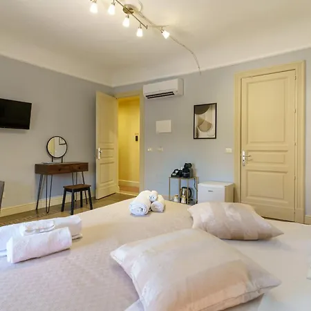 Bed & Breakfast La Finestra Sul Duomo 4*